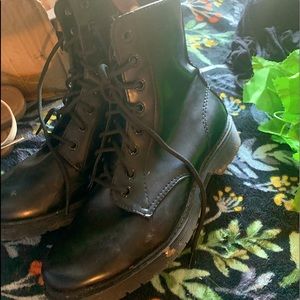 combat boots black lace